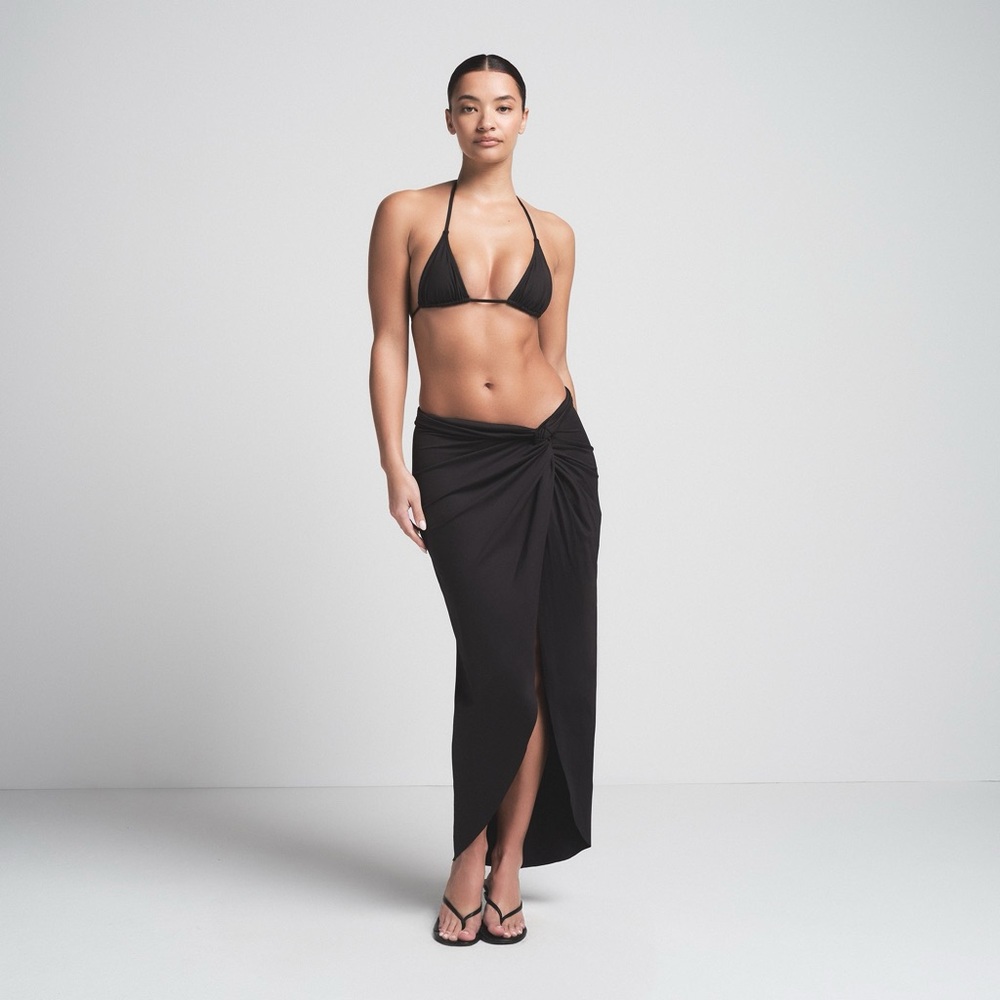 NWT!! SKIMS Swim Sarong Skirt Size Small in Black